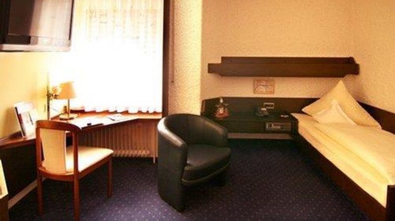 <b>St Georg Hotel Regensburg Room</b>. Images powered by <a href="https://iceportal.shijigroup.com/" title="IcePortal" target="_blank">IcePortal</a>.