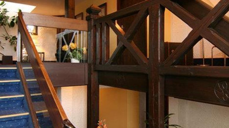 <b>St Georg Hotel Regensburg Lobby</b>. Images powered by <a href="https://iceportal.shijigroup.com/" title="IcePortal" target="_blank">IcePortal</a>.