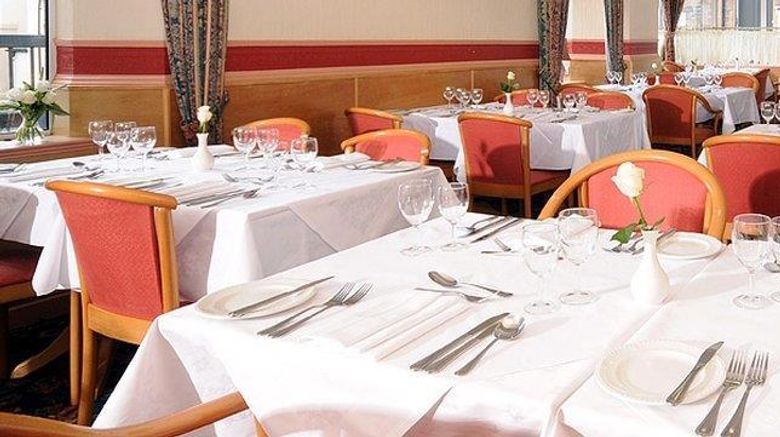 <b>Kyle Hotel Restaurant</b>. Images powered by <a href="https://iceportal.shijigroup.com/" title="IcePortal" target="_blank">IcePortal</a>.