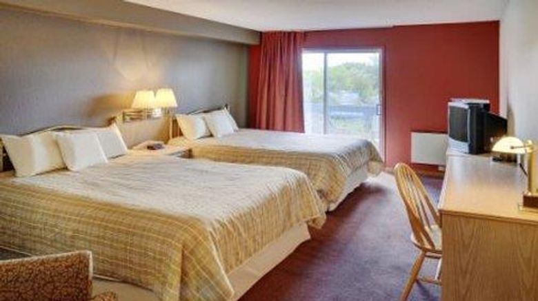 <b>Lakeview Resort & Conference Center Room</b>. Images powered by <a href="https://iceportal.shijigroup.com/" title="IcePortal" target="_blank">IcePortal</a>.