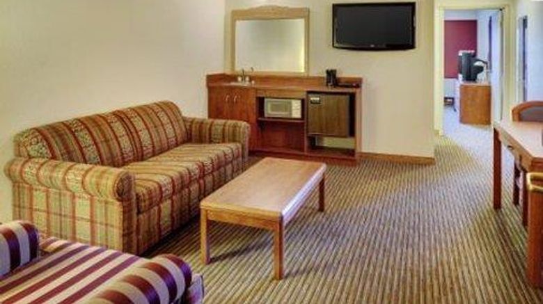 <b>Lakeview Resort & Conference Center Room</b>. Images powered by <a href="https://iceportal.shijigroup.com/" title="IcePortal" target="_blank">IcePortal</a>.