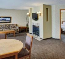 Lakeview Inn & Suites Hinton Room