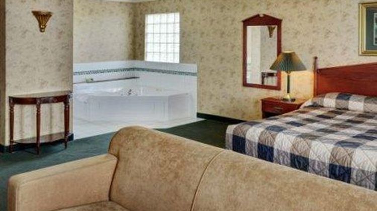 Lakeview Inn & Suites Fort Saskatchewan Room