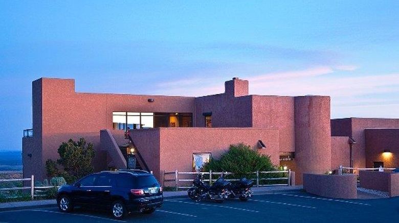 Far View Lodge Exterior. Images powered by <a href="https://iceportal.shijigroup.com" target="_blank" rel="noopener">Ice Portal</a>.
