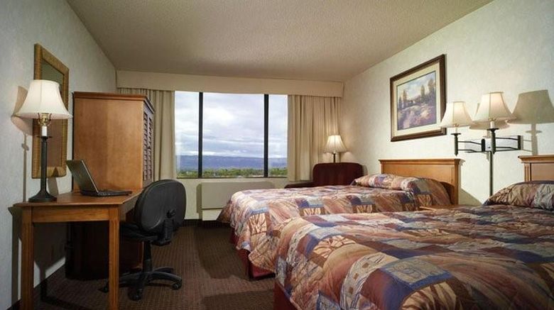 <b>Grand Vista Hotel Room</b>. Images powered by <a href="https://iceportal.shijigroup.com/" title="IcePortal" target="_blank">IcePortal</a>.