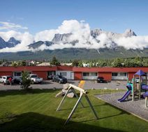 Rocky Mountain Ski Lodge Exterior
