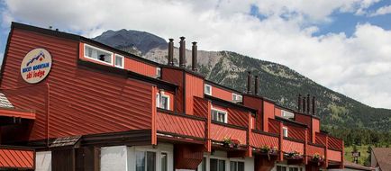 Rocky Mountain Ski Lodge Exterior
