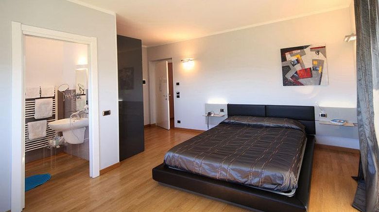 <b>Locanda Aria Di Langa Room</b>. Images powered by <a href="https://iceportal.shijigroup.com/" title="IcePortal" target="_blank">IcePortal</a>.