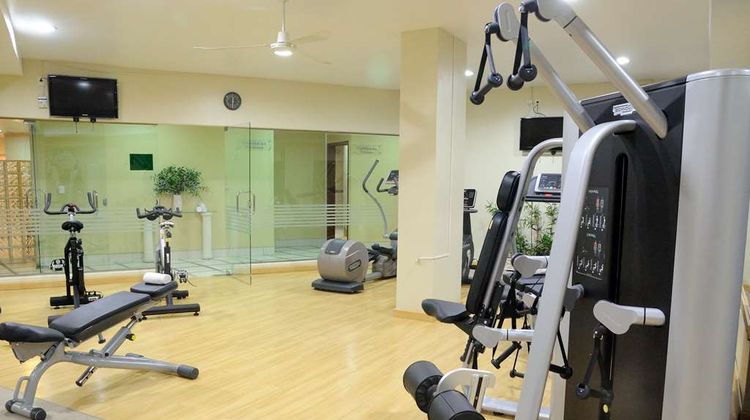 Suites Camino Real, La Paz Health