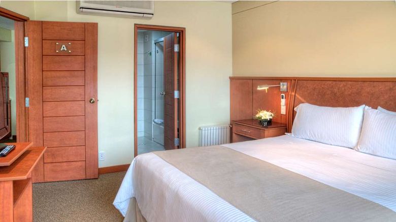 <b>Suites Camino Real, La Paz Suite</b>. Images powered by <a href="https://iceportal.shijigroup.com/" title="IcePortal" target="_blank">IcePortal</a>.