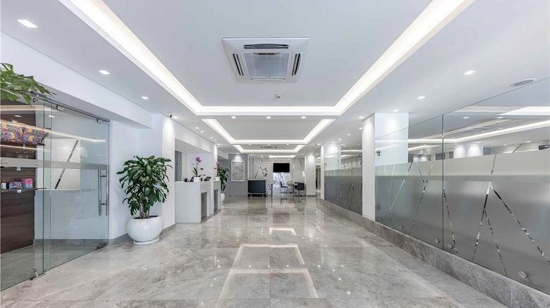 <b>Hotel Biltmore Guatemala Lobby</b>. Images powered by <a href="https://iceportal.shijigroup.com/" title="IcePortal" target="_blank">IcePortal</a>.