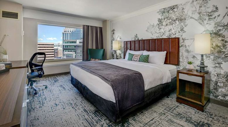 <b>The Grove Hotel Room</b>. Images powered by <a href="https://iceportal.shijigroup.com/" title="IcePortal" target="_blank">IcePortal</a>.