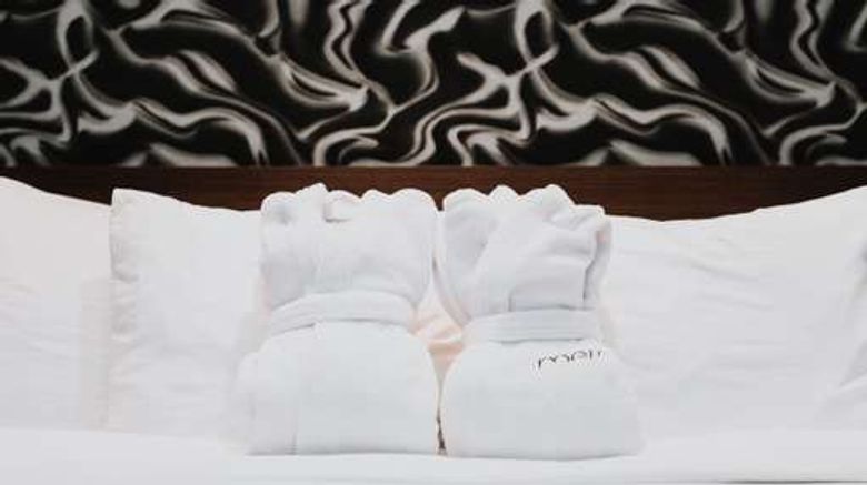 <b>Mere Hotel Room</b>. Images powered by <a href="https://iceportal.shijigroup.com/" title="IcePortal" target="_blank">IcePortal</a>.