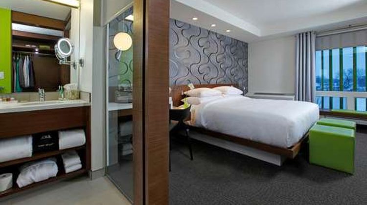 Mere Hotel Room