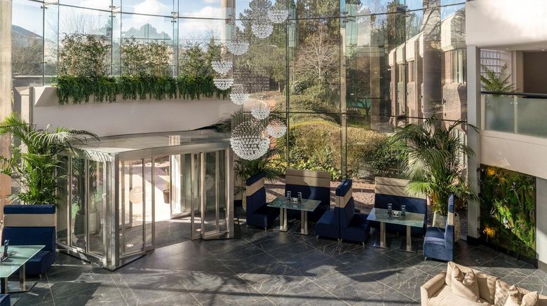 <b>Daresbury Park Hotel & Spa Lobby</b>. Images powered by <a href="https://iceportal.shijigroup.com/" title="IcePortal" target="_blank">IcePortal</a>.