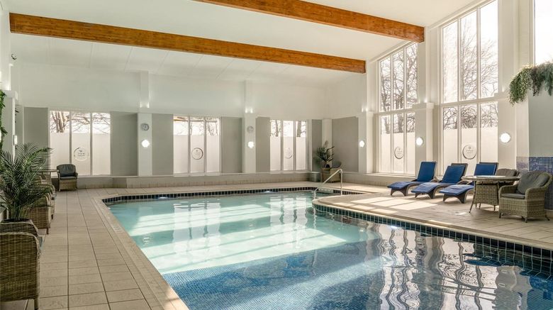 <b>Daresbury Park Hotel & Spa Pool</b>. Images powered by <a href="https://iceportal.shijigroup.com/" title="IcePortal" target="_blank">IcePortal</a>.
