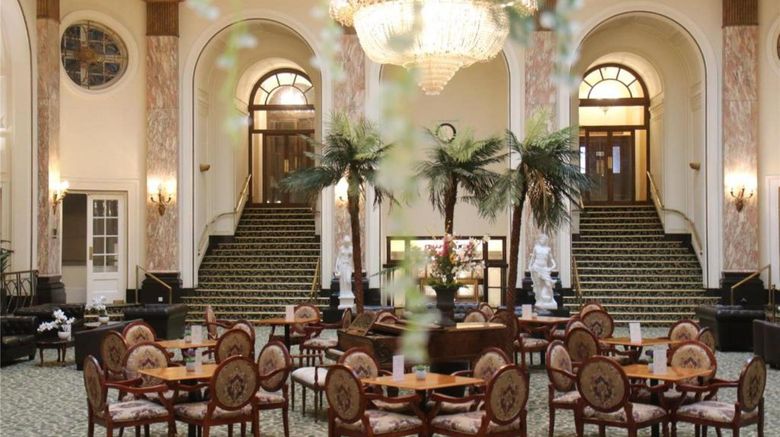 <b>The Adelphi Hotel Lobby</b>. Images powered by <a href="https://iceportal.shijigroup.com/" title="IcePortal" target="_blank">IcePortal</a>.