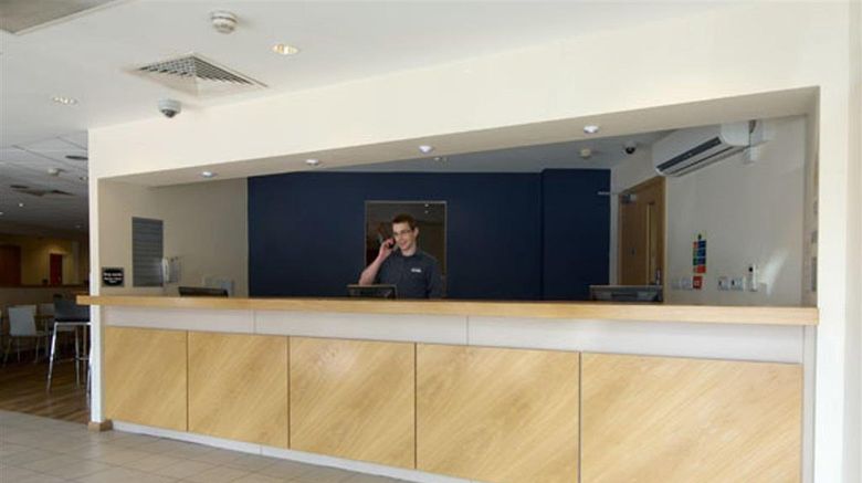 <b>Britannia Hotel Edinburgh Lobby</b>. Images powered by <a href="https://iceportal.shijigroup.com/" title="IcePortal" target="_blank">IcePortal</a>.