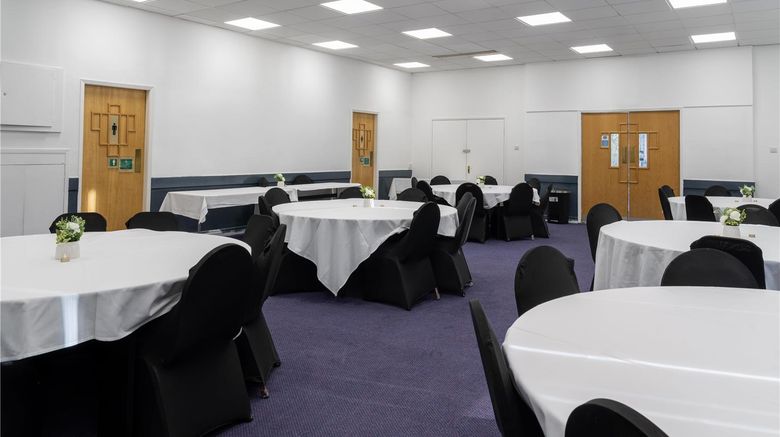 <b>Britannia Bolton Hotel Suite</b>. Images powered by <a href="https://iceportal.shijigroup.com/" title="IcePortal" target="_blank">IcePortal</a>.