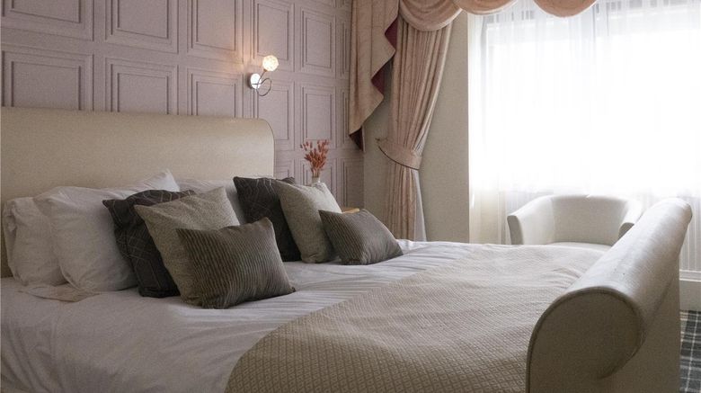 <b>Britannia Hotel Newcastle Airport Suite</b>. Images powered by <a href="https://iceportal.shijigroup.com/" title="IcePortal" target="_blank">IcePortal</a>.