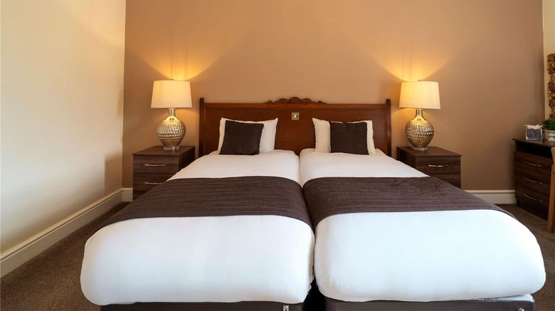 <b>Bosworth Hall Hotel Suite</b>. Images powered by <a href="https://iceportal.shijigroup.com/" title="IcePortal" target="_blank">IcePortal</a>.