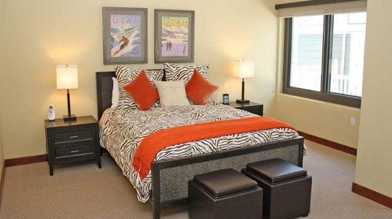 <b>The Lowell Condominiums Room</b>. Images powered by <a href="https://iceportal.shijigroup.com/" title="IcePortal" target="_blank">IcePortal</a>.