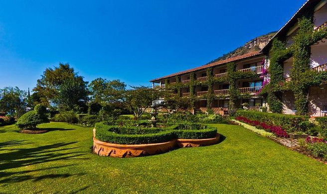 Hotel Atitlan Exterior