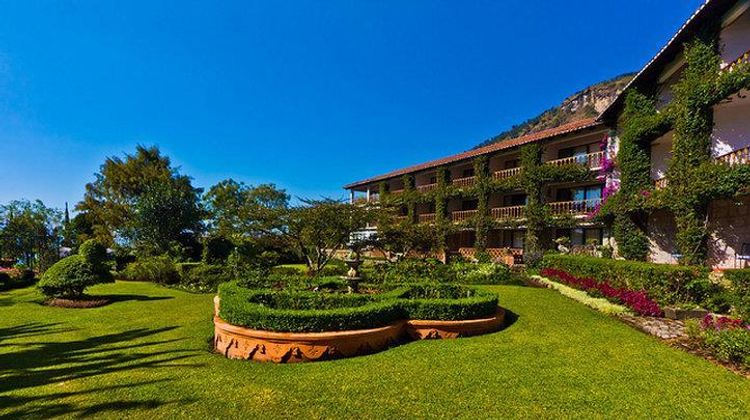 Hotel Atitlan Exterior
