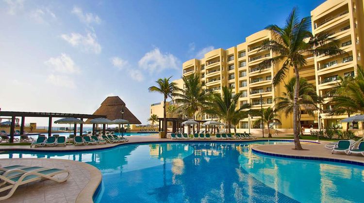 The Royal Sands Resort & Spa Pool