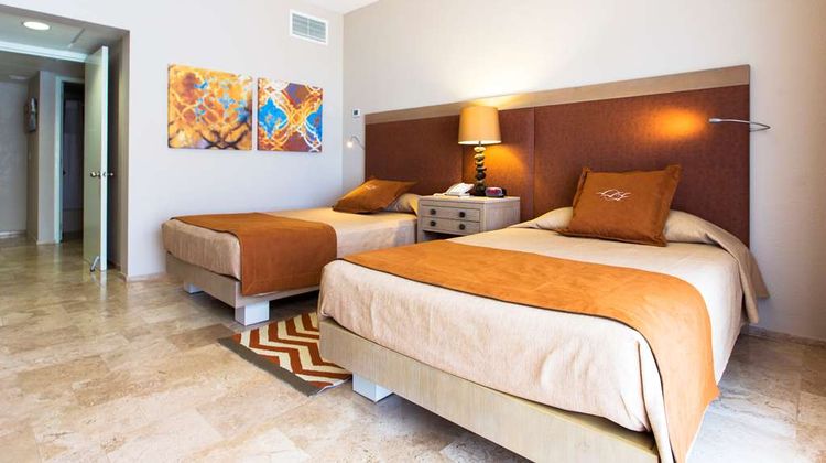 The Royal Sands Resort & Spa Suite