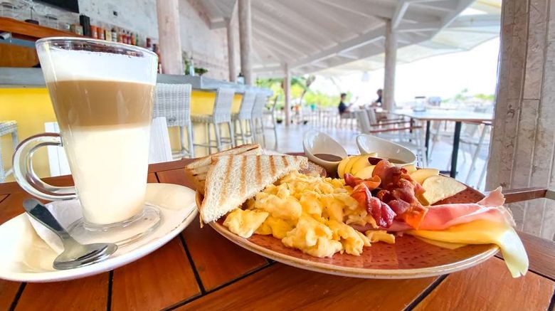 <b>The Royal Sea Aquarium Resort Restaurant</b>. Images powered by <a href="https://iceportal.shijigroup.com/" title="IcePortal" target="_blank">IcePortal</a>.