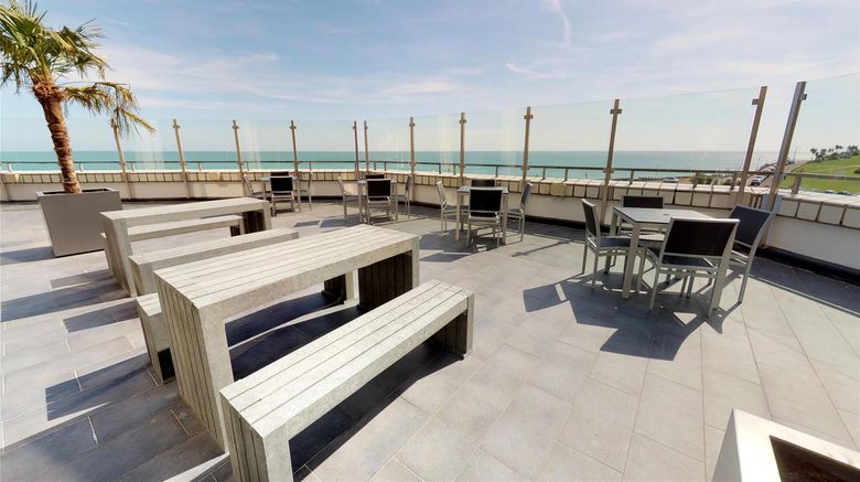 <b>The View Hotel Eastbourne Restaurant</b>. Images powered by <a href="https://iceportal.shijigroup.com/" title="IcePortal" target="_blank">IcePortal</a>.