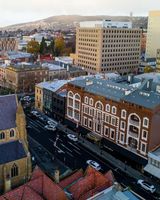 Hadley's Orient Hotel