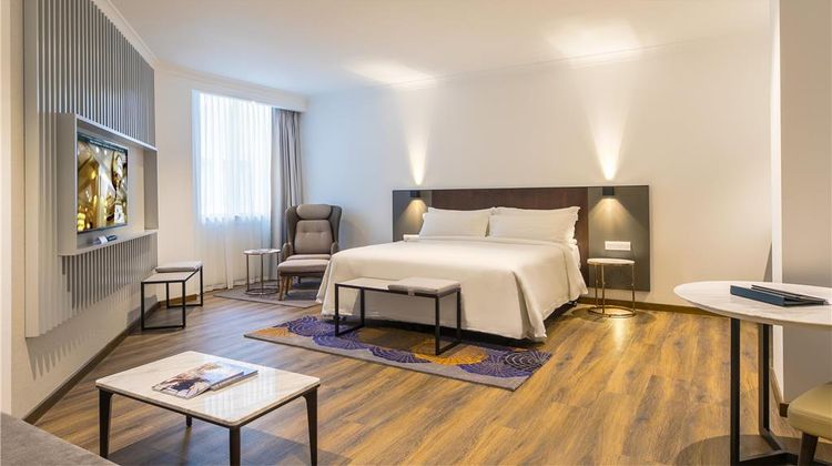 The Grace Hotel Room