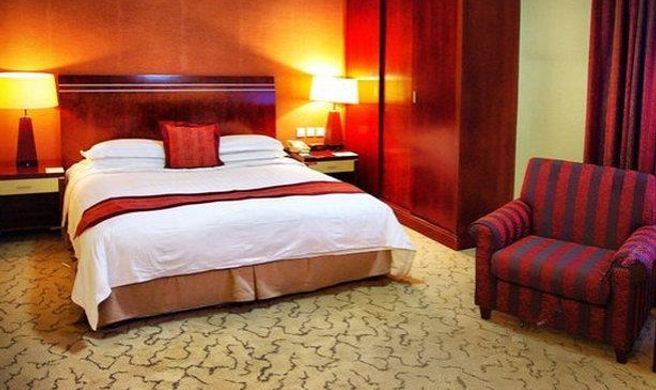 World Trade Plaza Hotel Room