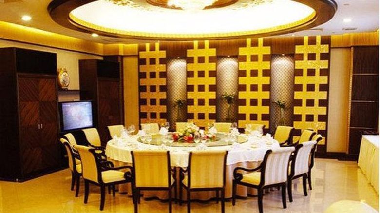 <b>World Trade Plaza Hotel Restaurant</b>. Images powered by <a href="https://iceportal.shijigroup.com/" title="IcePortal" target="_blank">IcePortal</a>.