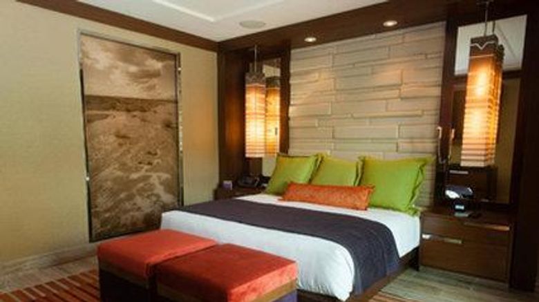 <b>Vee Quiva Hotel & Casino Suite</b>. Images powered by <a href="https://iceportal.shijigroup.com/" title="IcePortal" target="_blank">IcePortal</a>.
