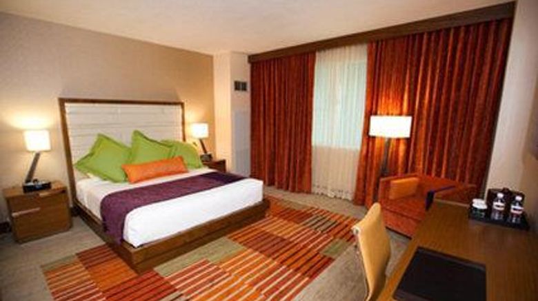 <b>Vee Quiva Hotel & Casino Room</b>. Images powered by <a href="https://iceportal.shijigroup.com/" title="IcePortal" target="_blank">IcePortal</a>.