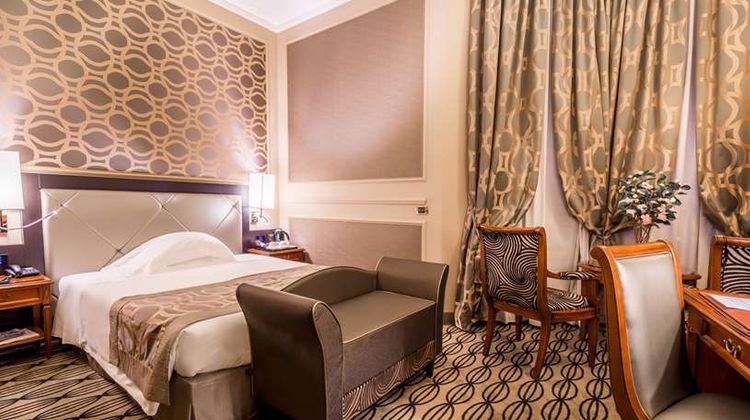 Grand Visconti Palace Room