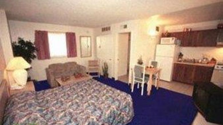 <b>Flamingo Suites Room</b>. Images powered by <a href="https://iceportal.shijigroup.com/" title="IcePortal" target="_blank">IcePortal</a>.