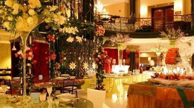 <b>Gran Hotel Ciudad de Mexico Lobby</b>. Images powered by <a href="https://iceportal.shijigroup.com/" title="IcePortal" target="_blank">IcePortal</a>.