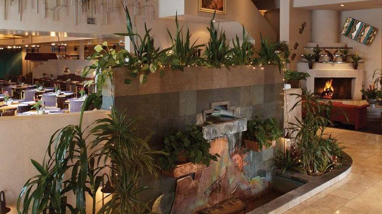 <b>Grand Canyon Plaza Hotel Lobby</b>. Images powered by <a href="https://iceportal.shijigroup.com/" title="IcePortal" target="_blank">IcePortal</a>.