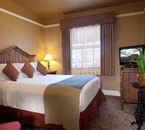Hassayampa Inn Room