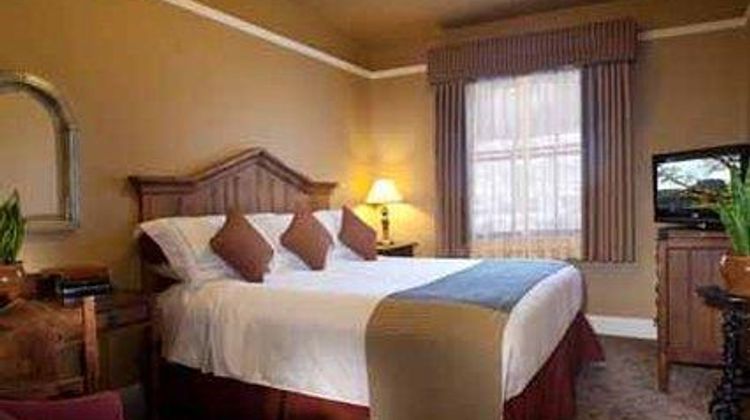 Hassayampa Inn Room