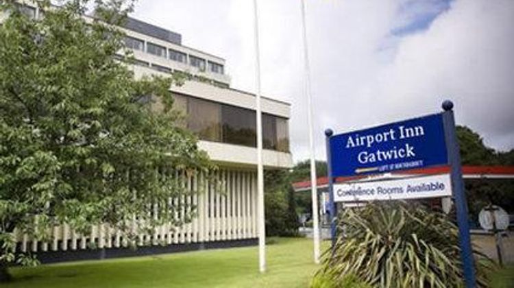 Airport Inn Gatwick Exterior