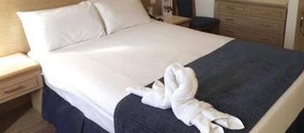 Airport Inn Gatwick Room