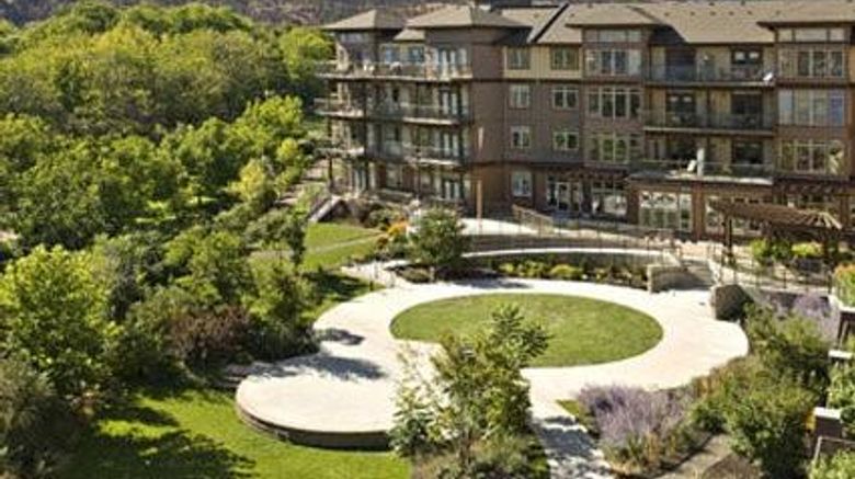 <b>Cove Lakeside Resort Exterior</b>. Images powered by <a href="https://iceportal.shijigroup.com/" title="IcePortal" target="_blank">IcePortal</a>.