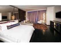 Jet Luxury at Palms Place Room