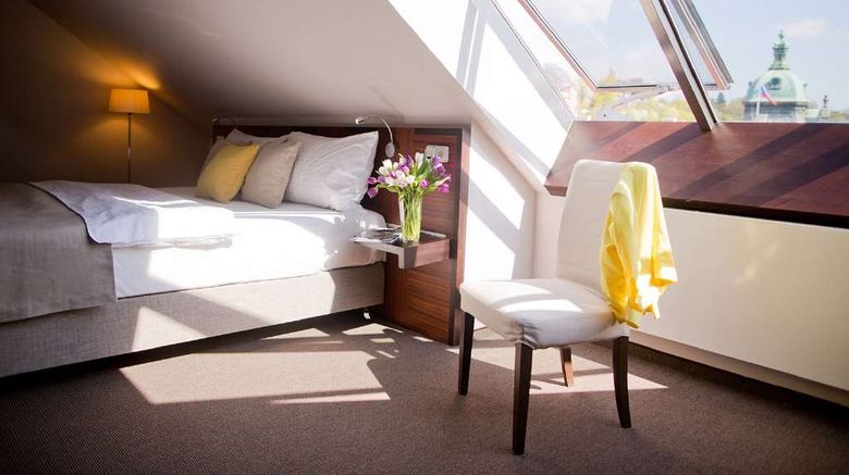 <b>Hotel Klarov Room</b>. Images powered by <a href="https://iceportal.shijigroup.com/" title="IcePortal" target="_blank">IcePortal</a>.