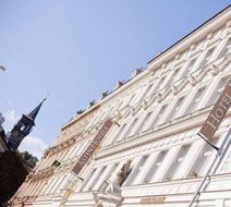 Hotel Klarov Exterior